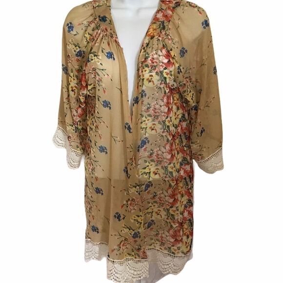 Gorgeous Kimono! Medium  - Picture 1 of 4